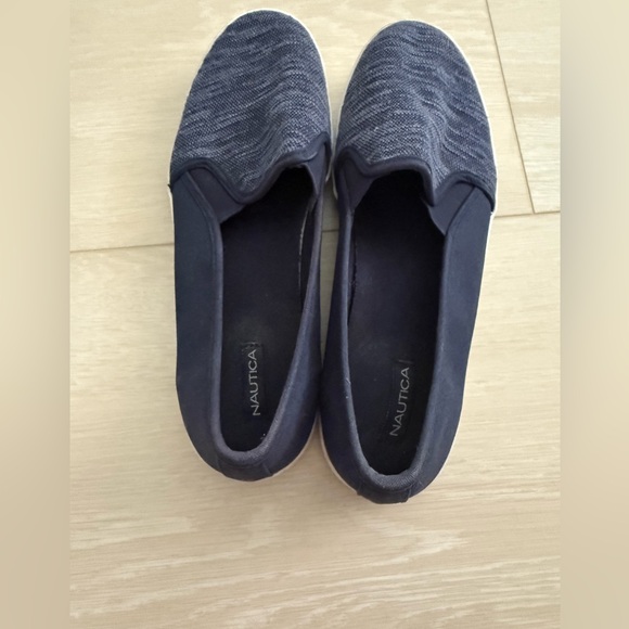 Nautica Navy Blue Slip On Shoes - Picture 5 of 8